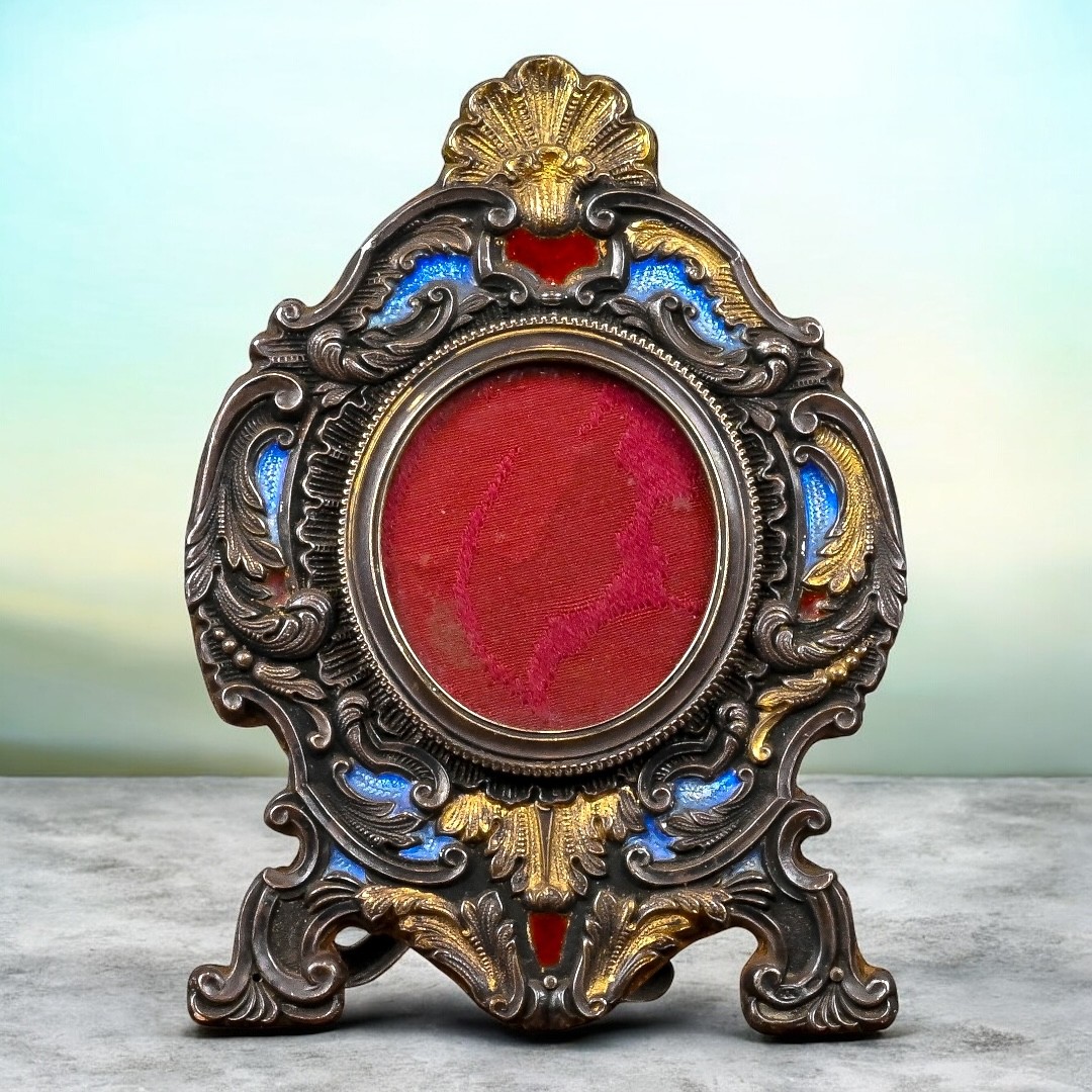 Stefani - Silver Frame, Hallmarked 800, With Vermeil And Enamel Parts - Italy, 20th Century